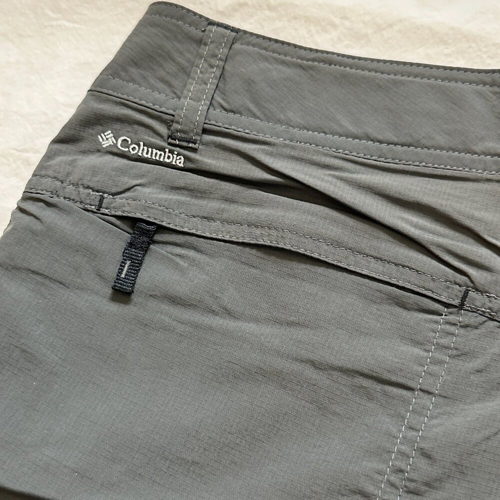 Columbia 8 Women's Hiking Shorts Quick Dry Omni-Shade Pockets Mid-Rise - Picture 3 of 7